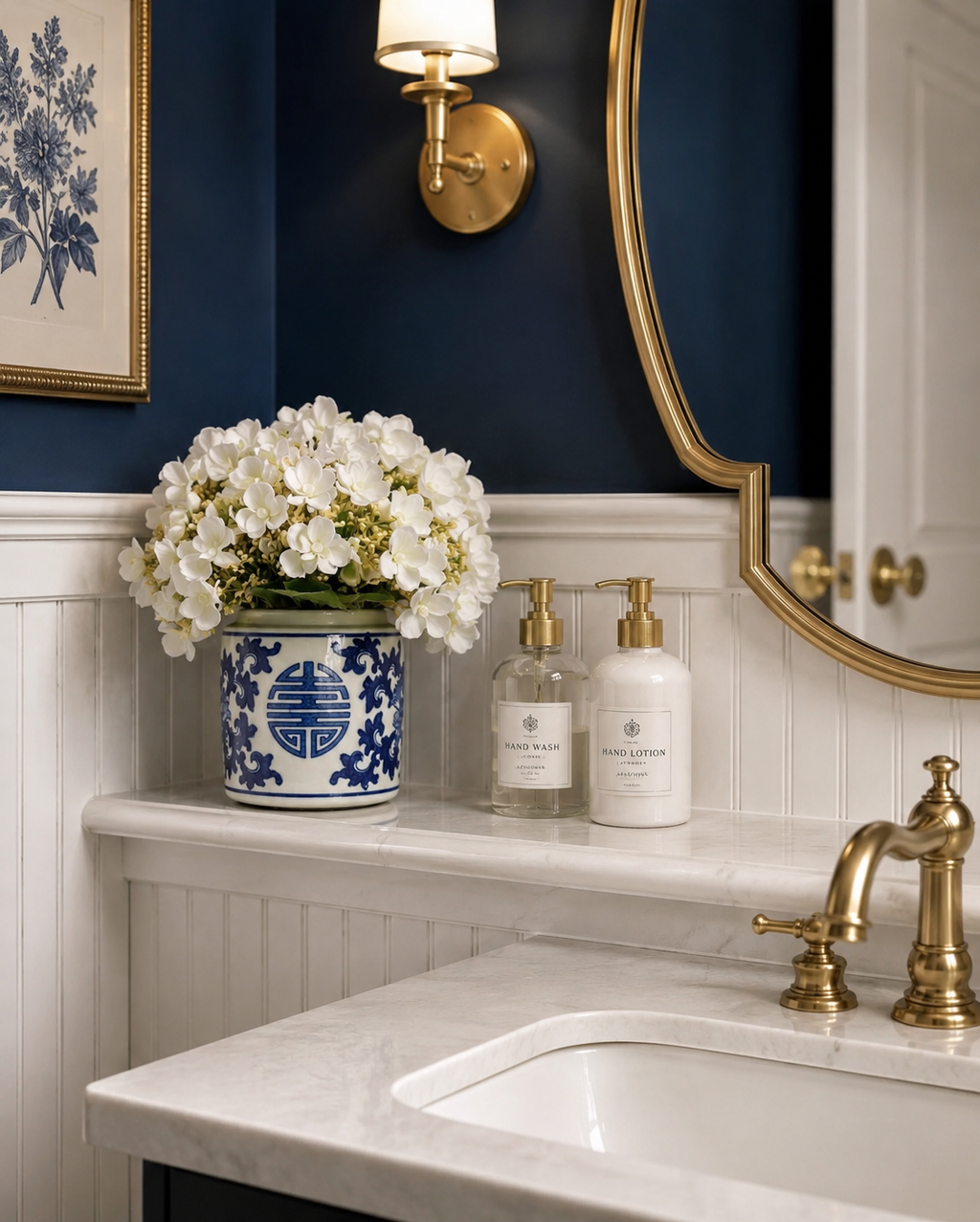 Blue Chinoiserie Floret Pot